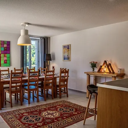Les Dahlias Apartment