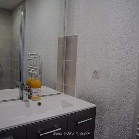 Les Dahlias Apartman *